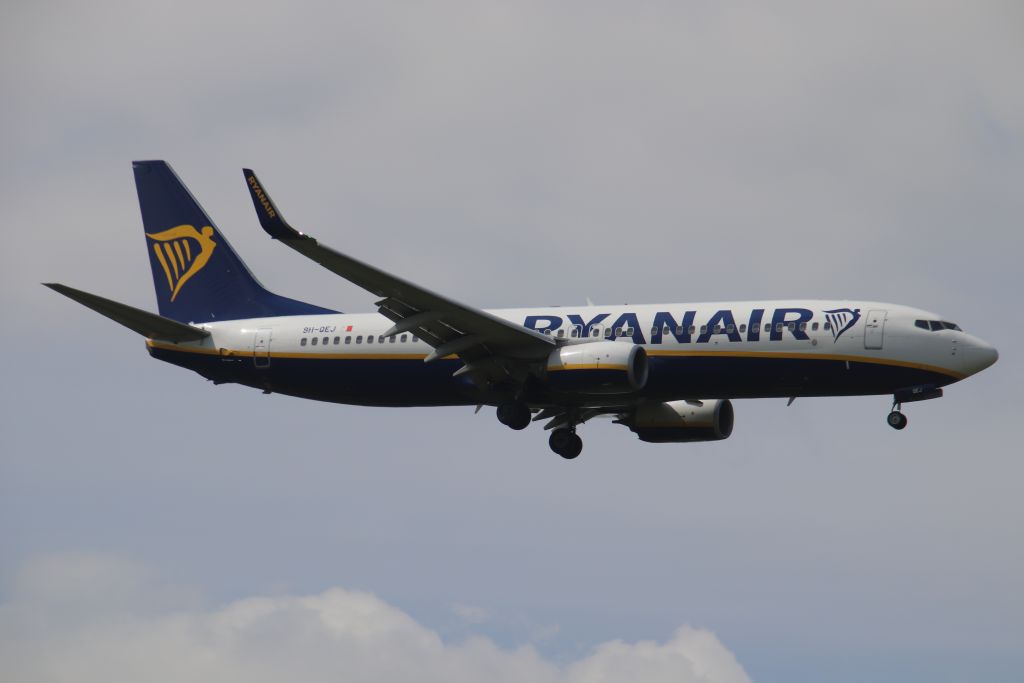 9H-QEJ (B737-800) — Aircraft registration | SpottingLog