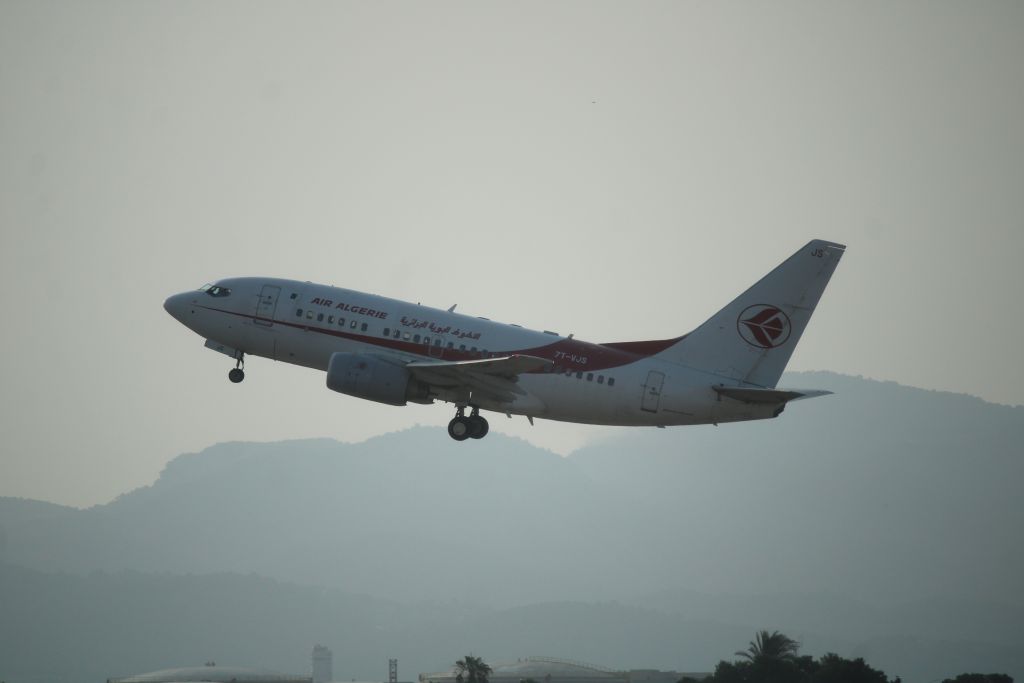 7T-VJS (B737-600) — Aircraft registration | SpottingLog