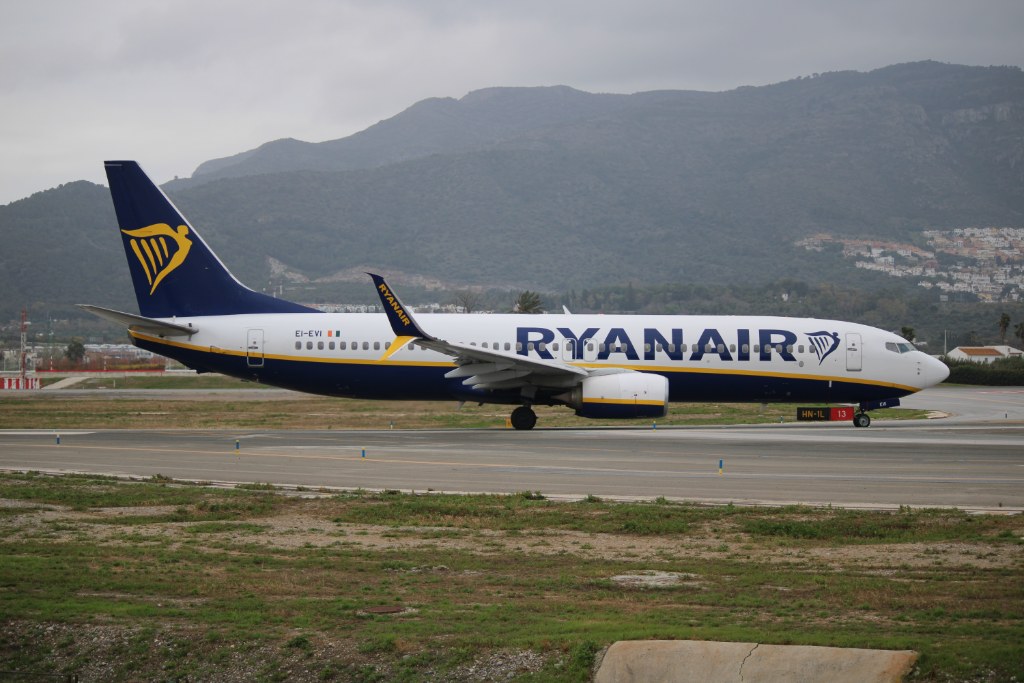 EI-EVI — Ryanair