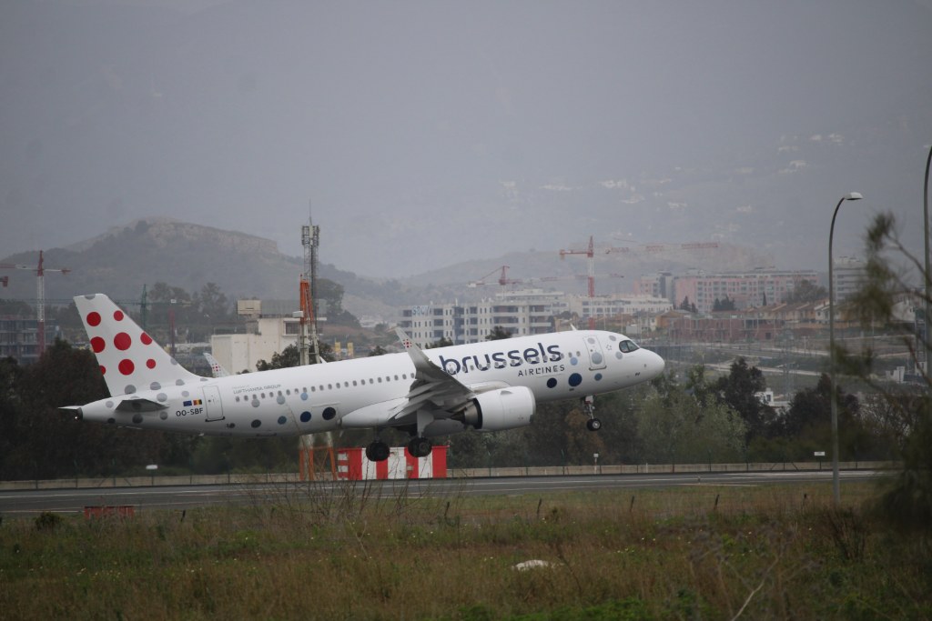 OO-SBF — Brussels Airlines