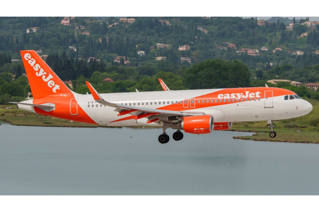 G-EJCV — easyJet