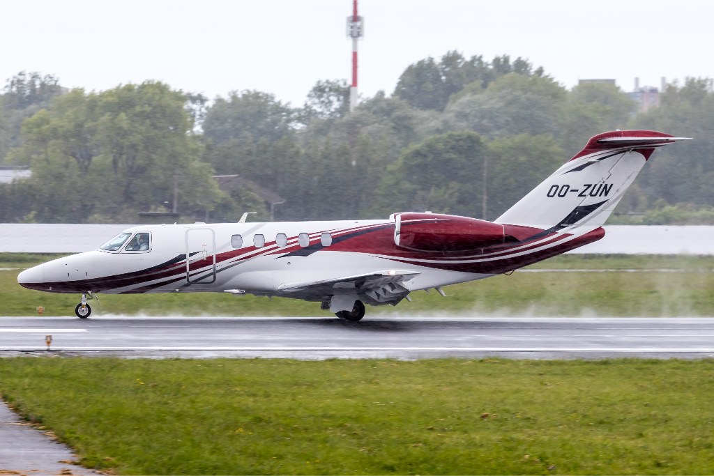 OO-ZUN — Luxaviation Belgium