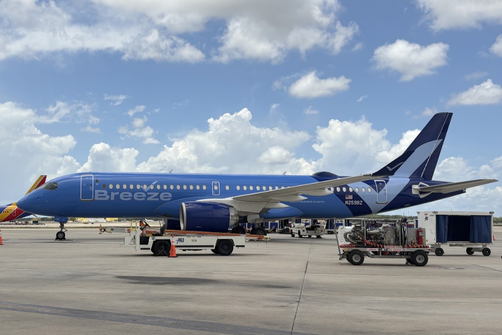 N259BZ — Breeze Airways