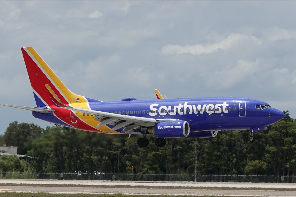 N211WN — Southwest Airlines