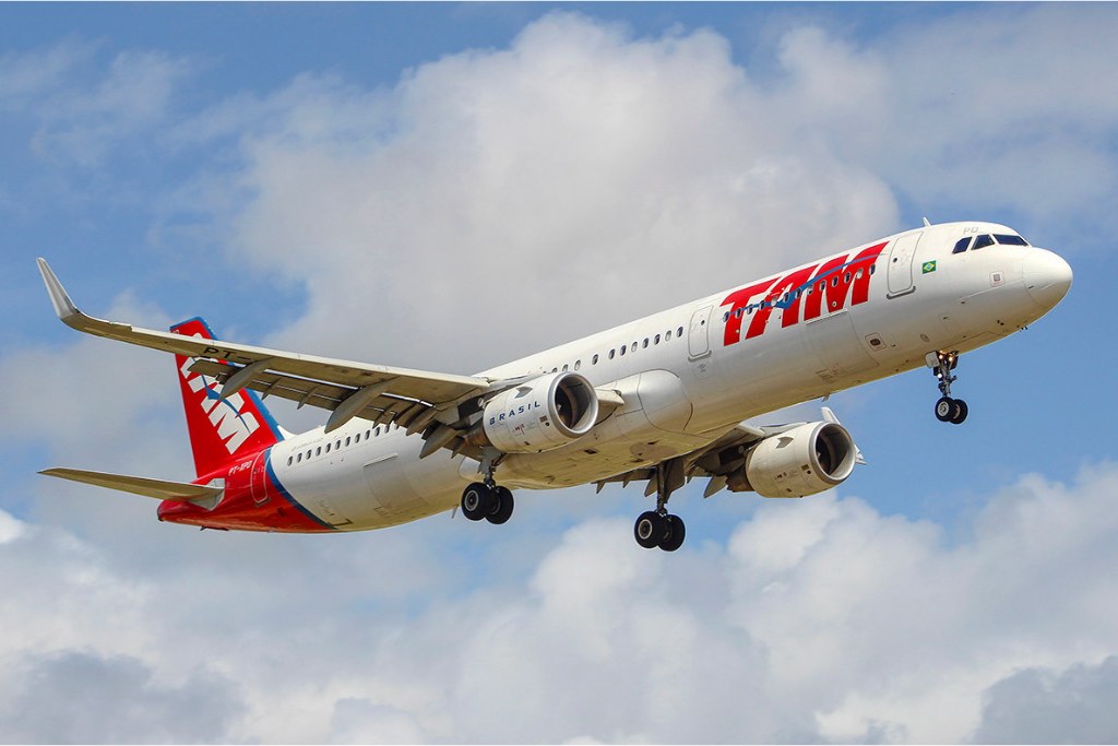 PT-XPO — TAM Linhas Aereas