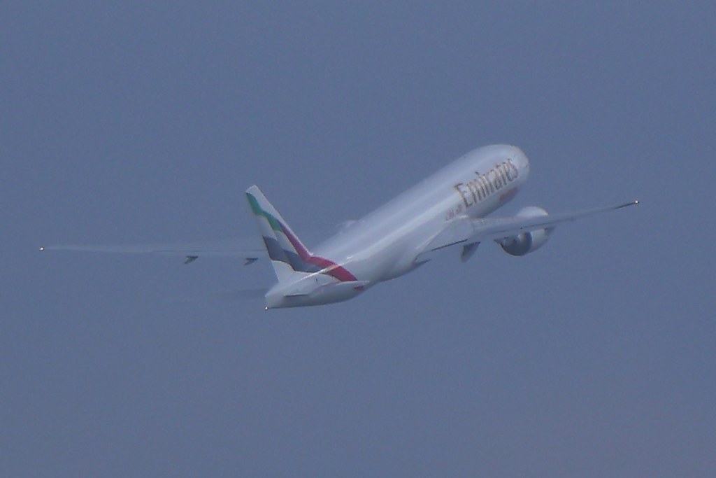 A6-EWM — Emirates Airline
