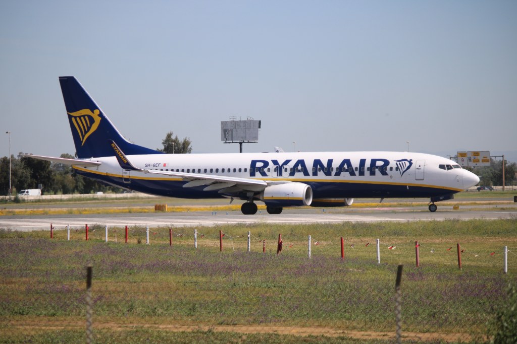 9H-QEF — Malta Air