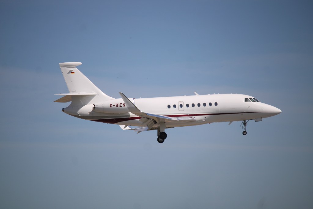 D-BIEN — DC Aviation