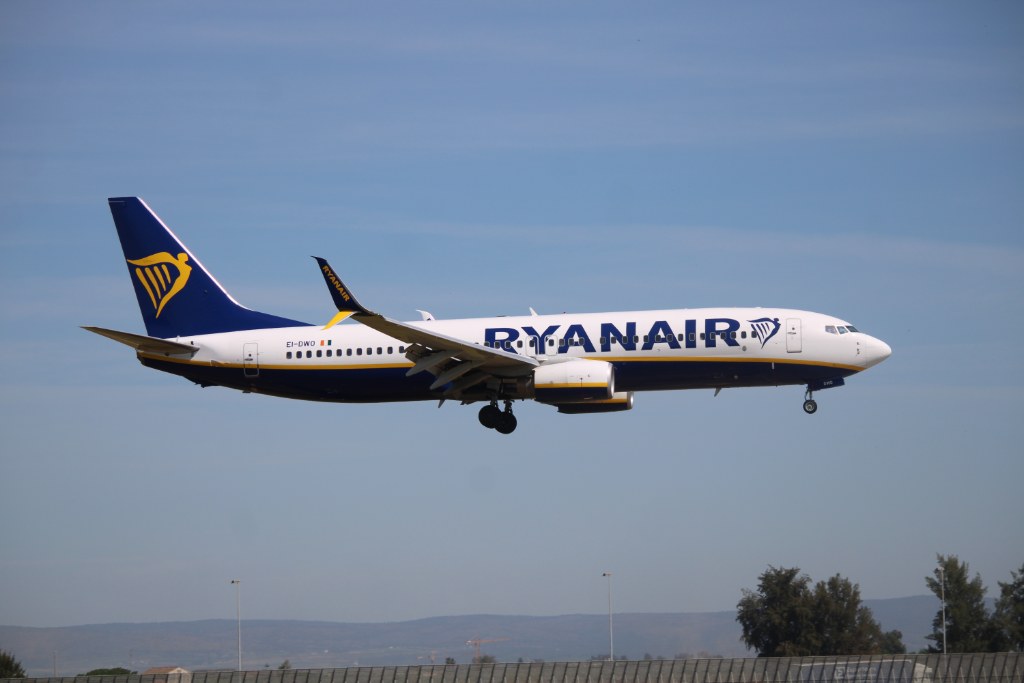 EI-DWO — Ryanair