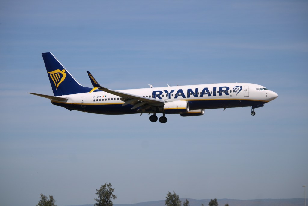 EI-EGA — Ryanair