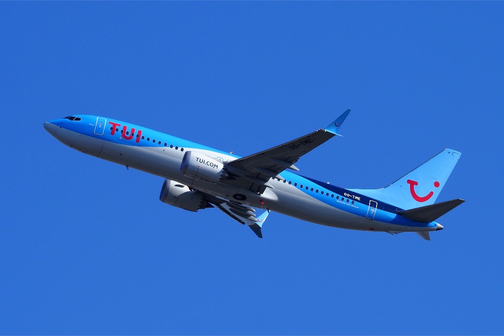 OO-TME — TUI Airlines Belgium