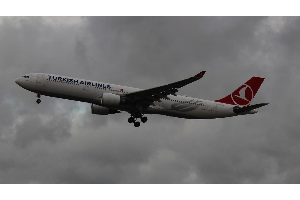 TC-JNZ — Turkish Airlines