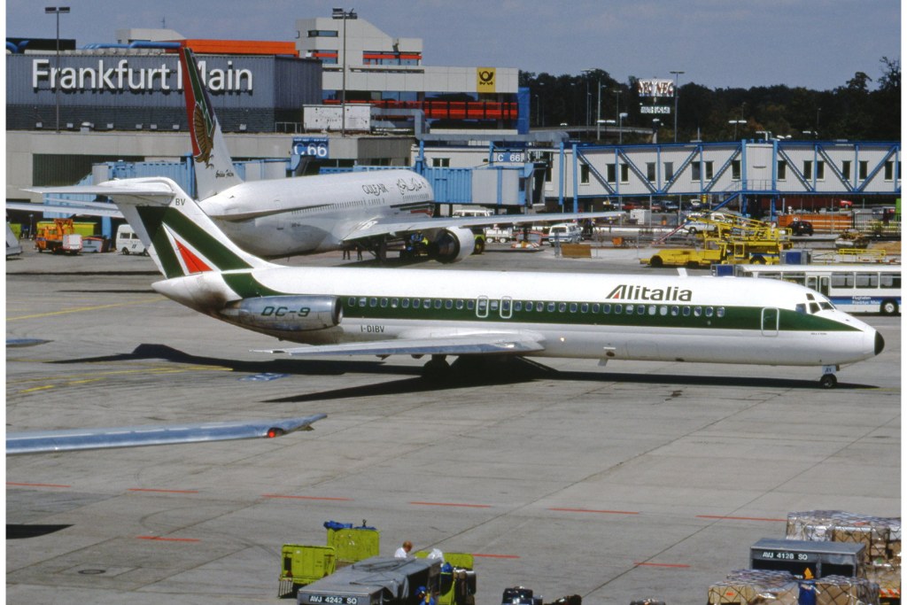 I-DIBV — Alitalia