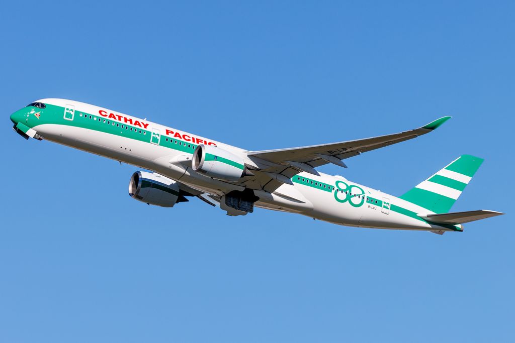 B-LRJ — Cathay Pacific Airways