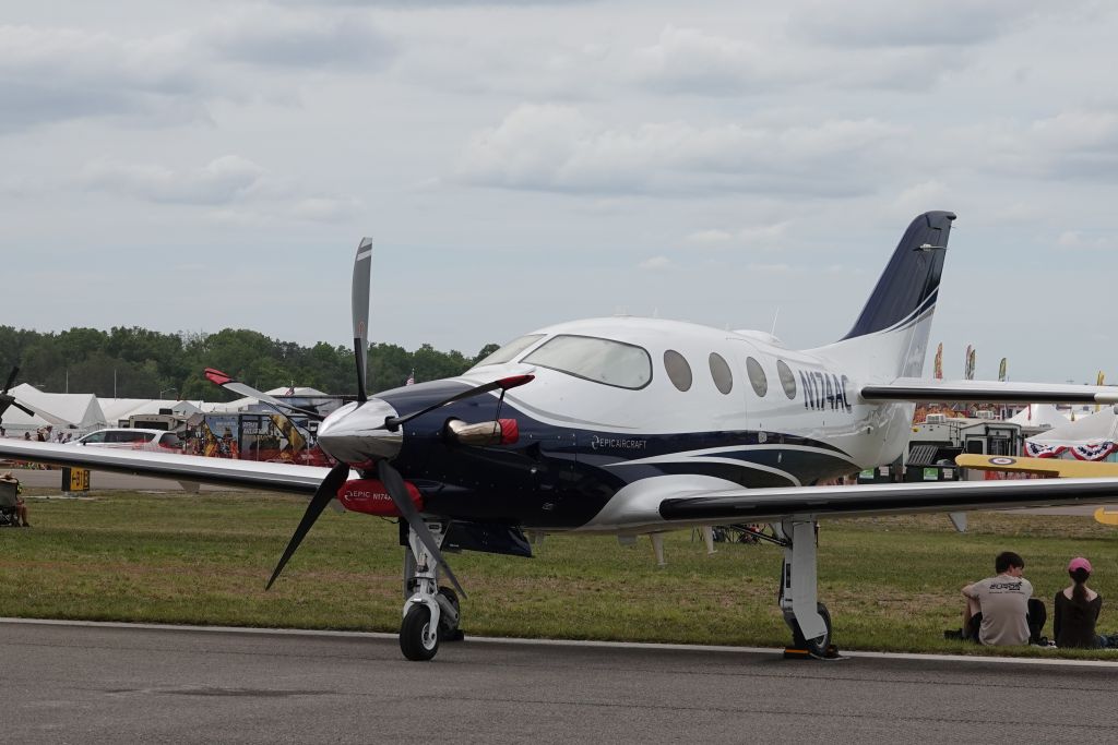 Private N174AC