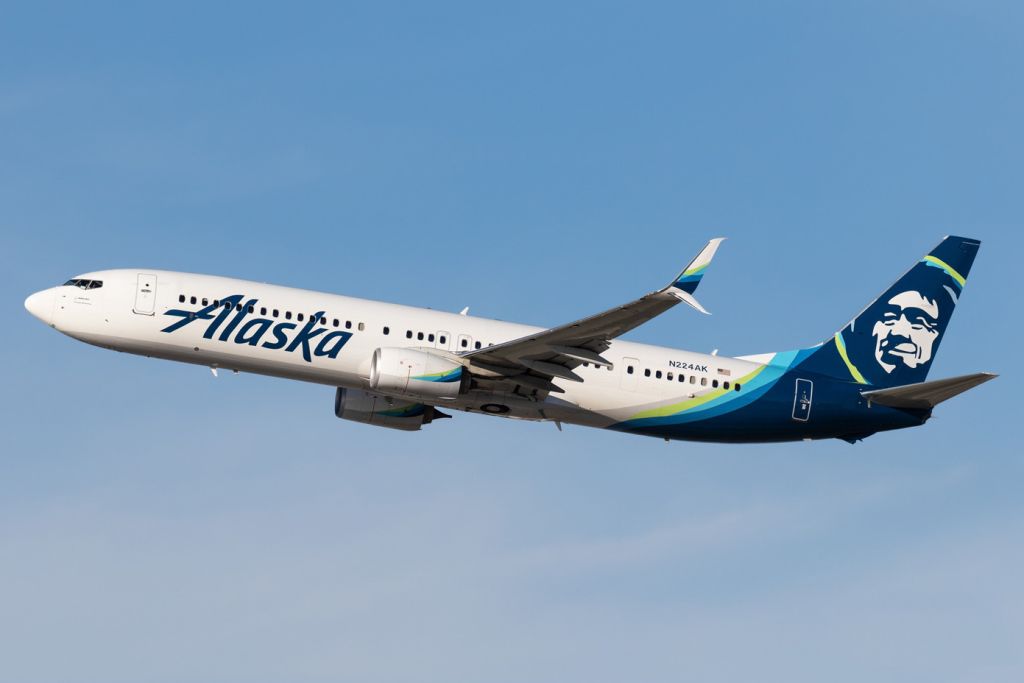 Alaska Airlines N224AK