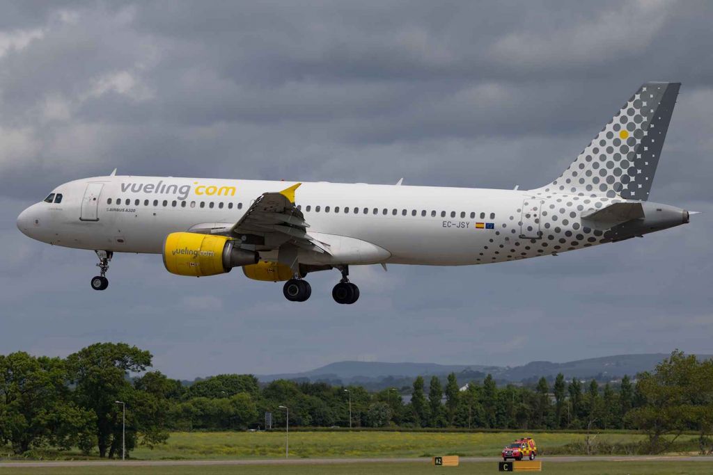 EC-JSY — Vueling Airlines