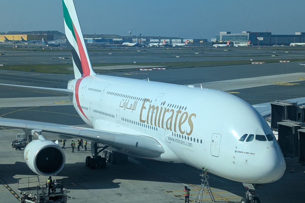 Emirates Airline A6-EDZ