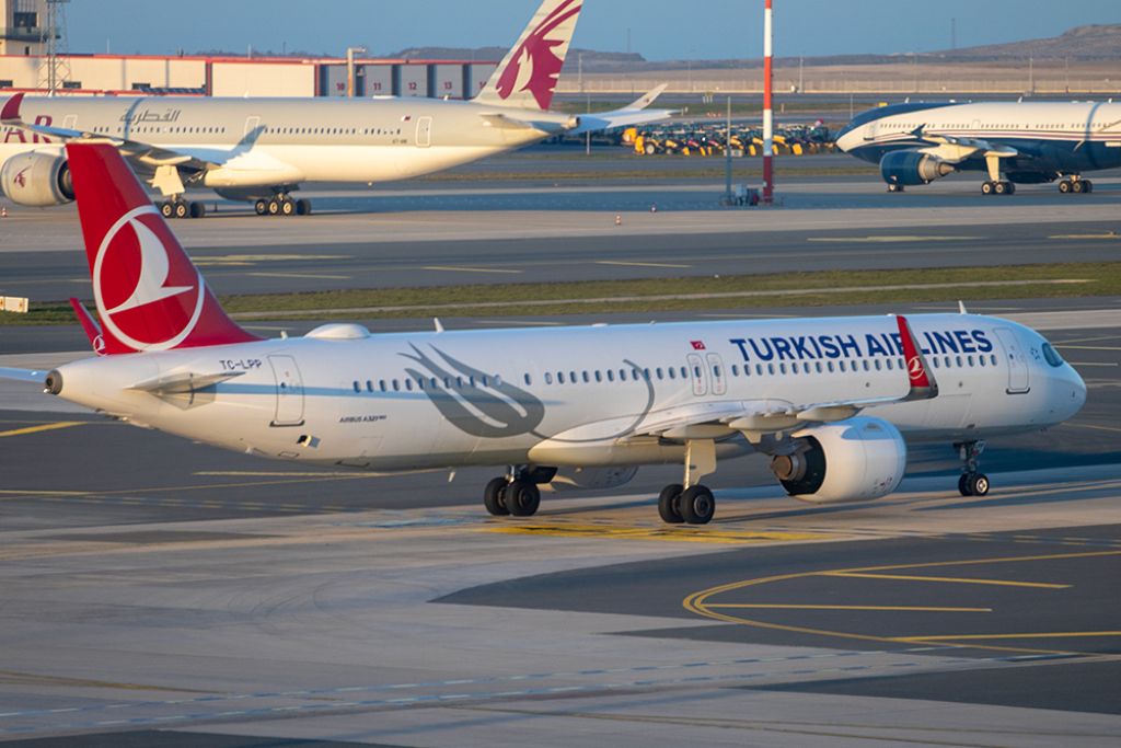 Turkish Airlines TC-LPP