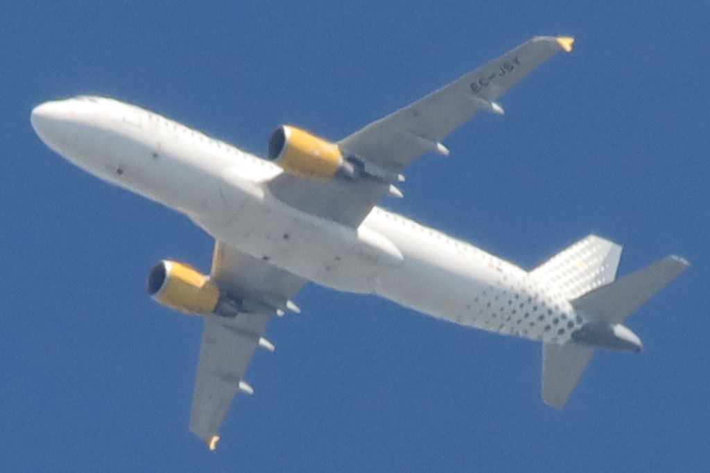 EC-JSY — Vueling Airlines