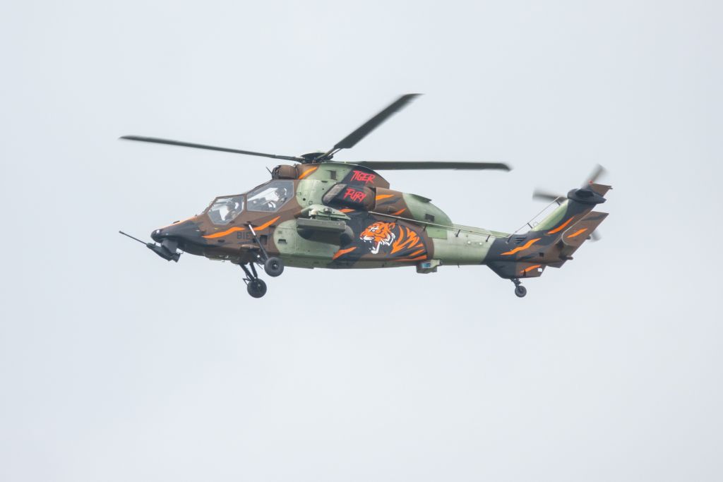 2037 — Mexican Air Force