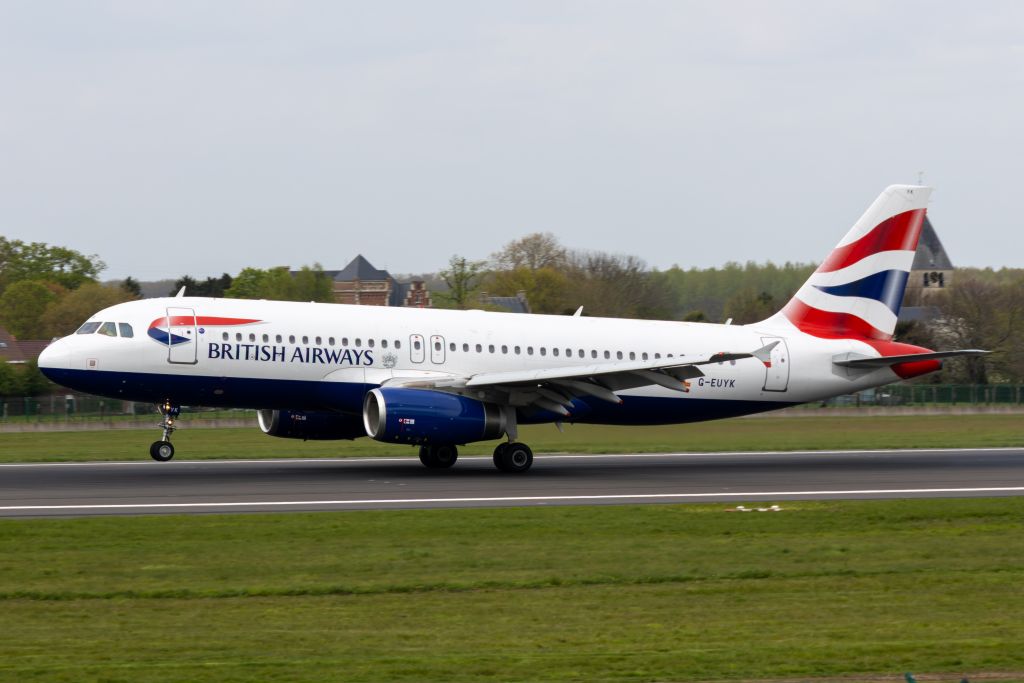 British Airways G-EUYK