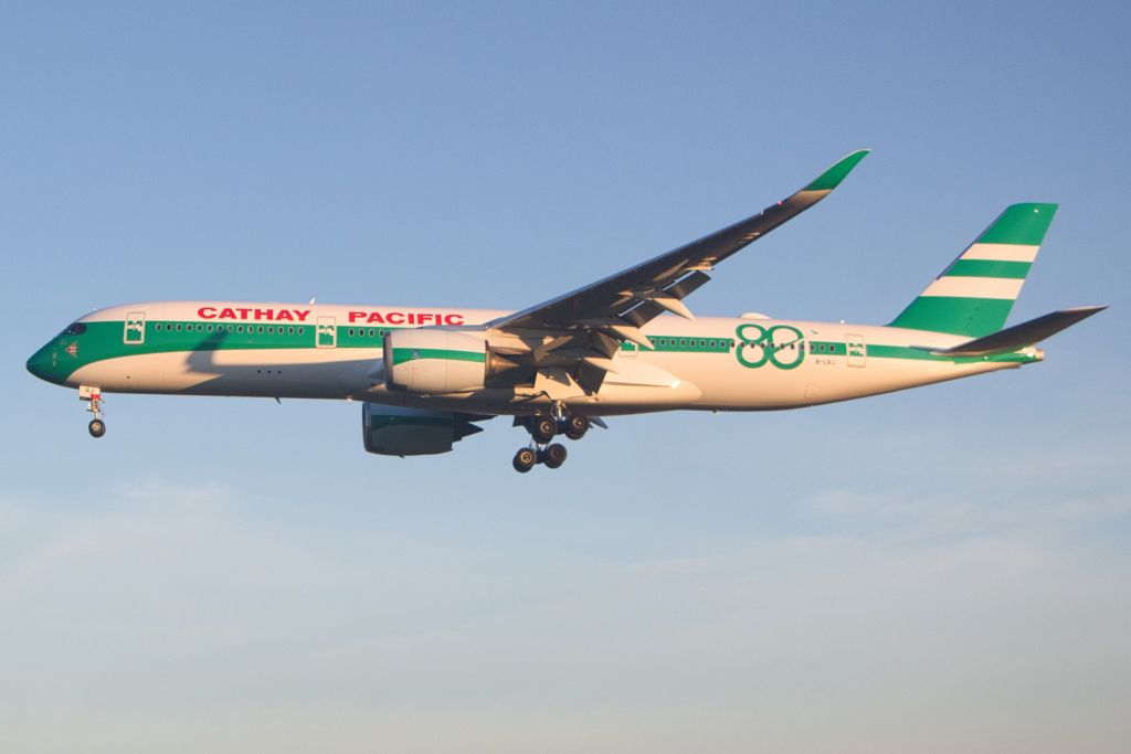 B-LRJ — Cathay Pacific Airways