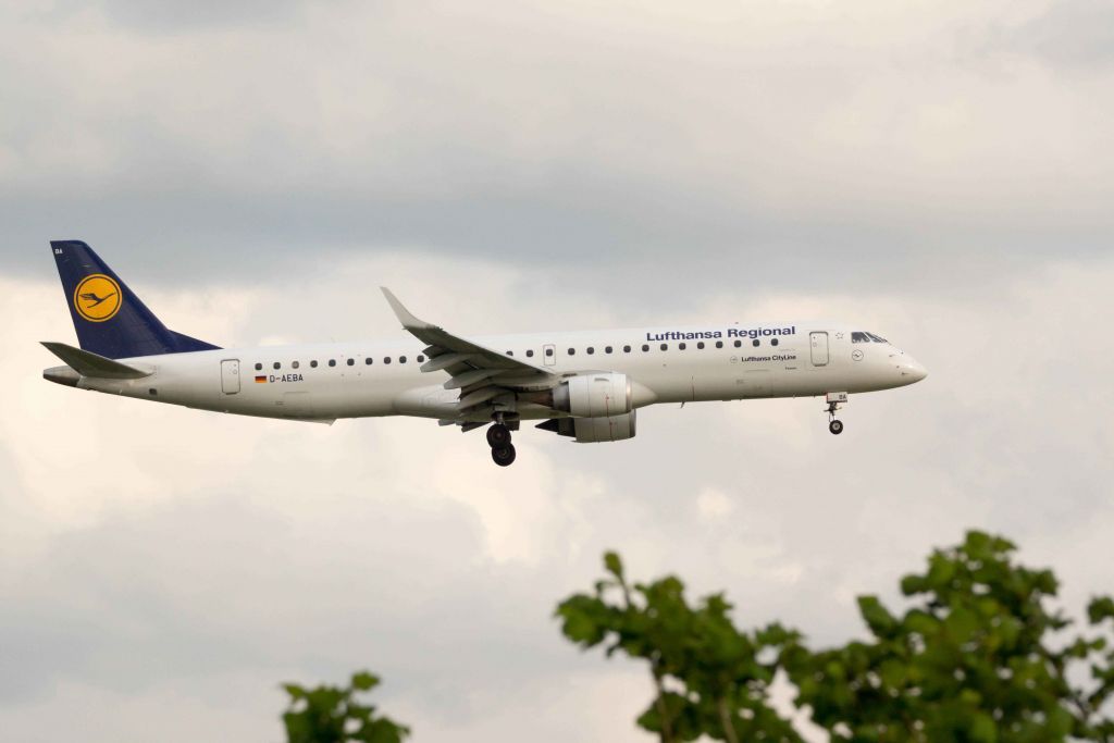 D-AEBA — Lufthansa