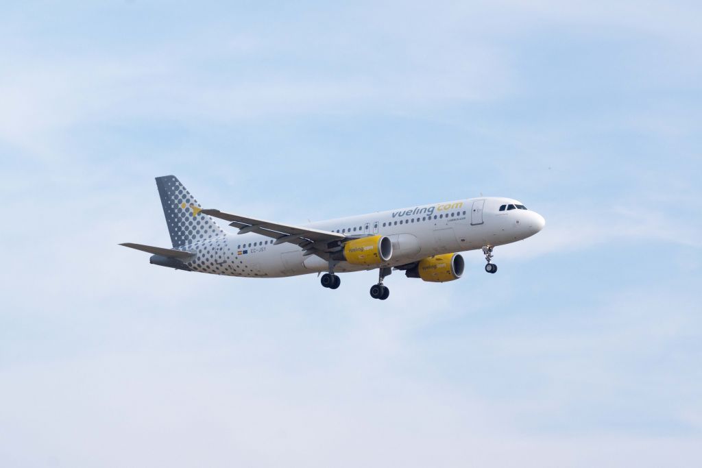 EC-JSY — Vueling Airlines
